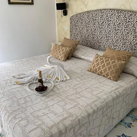 Nocleg ze śniadaniem Nonno Francesco 4*