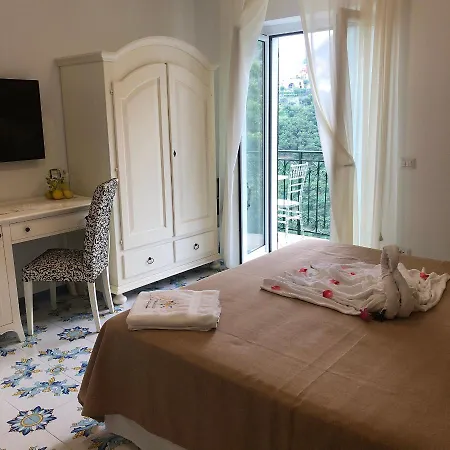 Bed and Breakfast Nonno Francesco Ραβέλλο