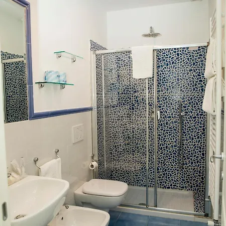 Nonno Francesco 4* Ραβέλλο