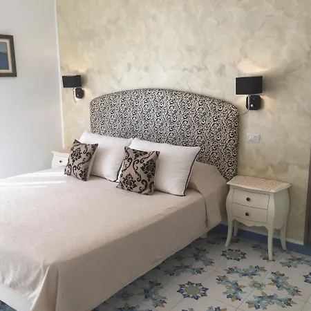 Bed and Breakfast Nonno Francesco Ραβέλλο