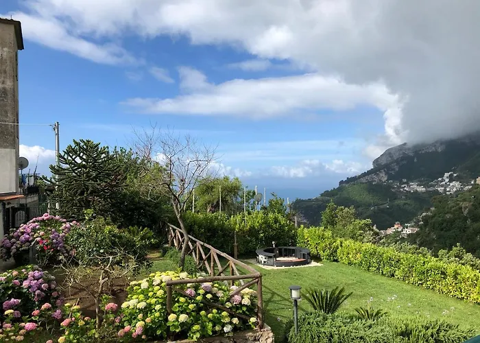 Bed & Breakfast Nonno Francesco 4*